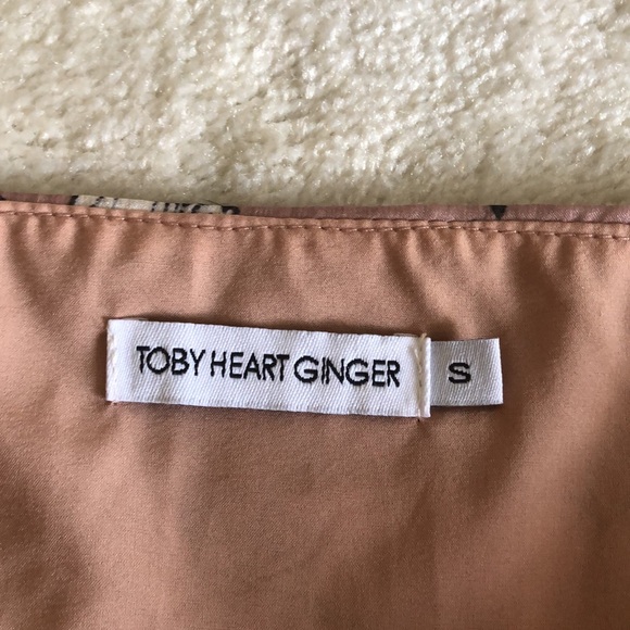 Toby Heart Ginger cropped floral top - Picture 8 of 9